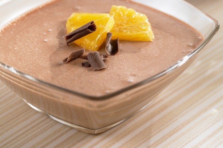 Mousse au yogourt, à l’orange et au chocolat